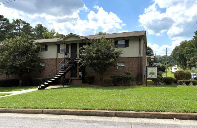 5912 Lone Oak