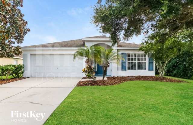 5825 100th Avenue East