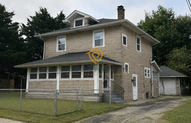 Renovated 4-Bedroom Home Near The Children’s Museum, Available NOW!