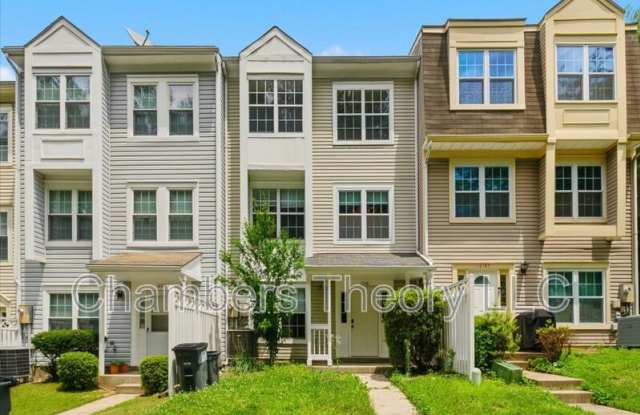 12181 Old Salem Ct