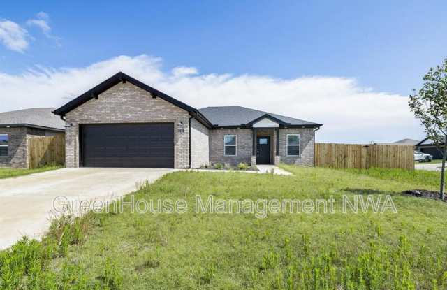 210 Williams Ct