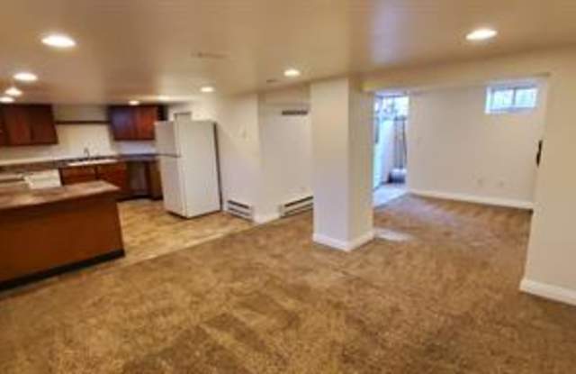 2221 Maxwell Avenue - 2