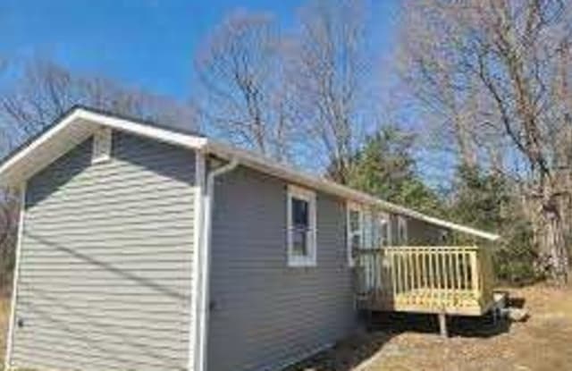 40 MERWIN CLARK RD - 40 Merwin Road, Dutchess County, NY 12546