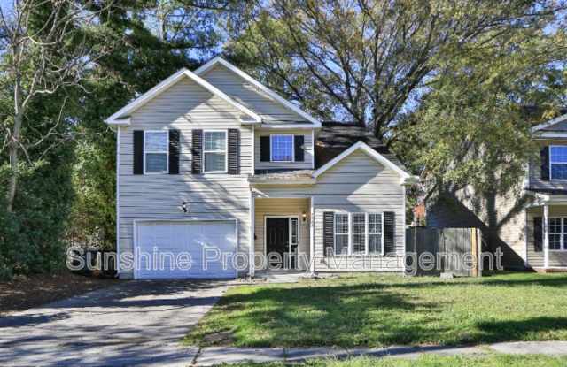 Photo of 2823 Lens Ave