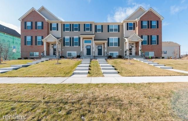 585 Cimmaron Circle - 585 Cimmaron Cir, McHenry County, IL 60014