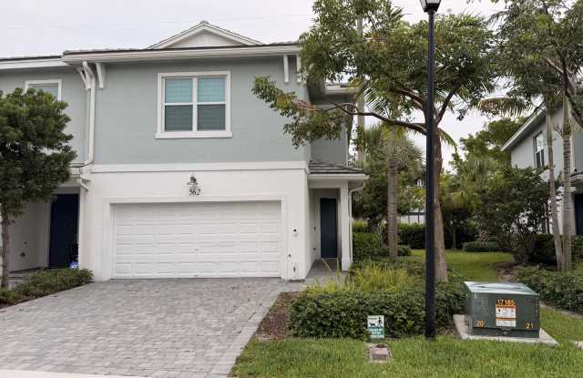 562 Parsons Way