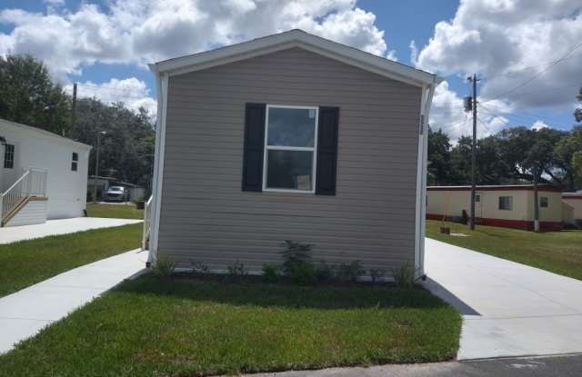 5532 Jennie Street, #20