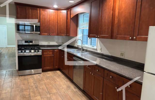 HUge 7 bed in Allston