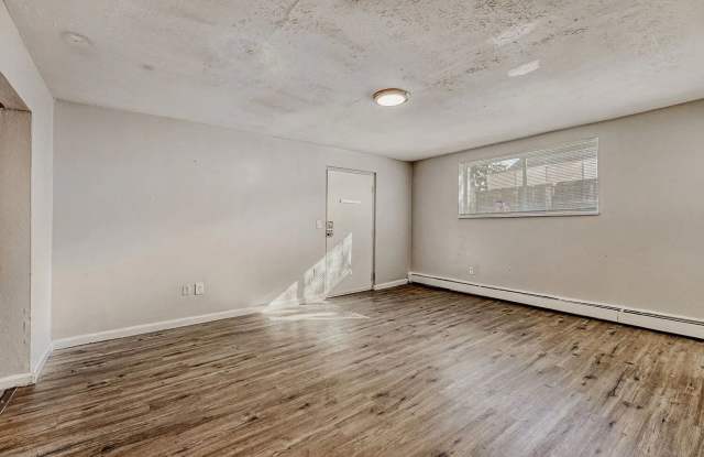 1422 Macon St