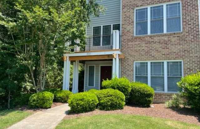 979 Hollymeade Circle
