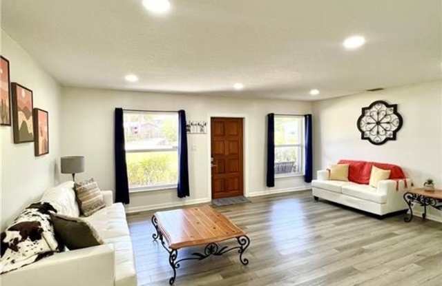 Photo of 4215 NE Carrol Court