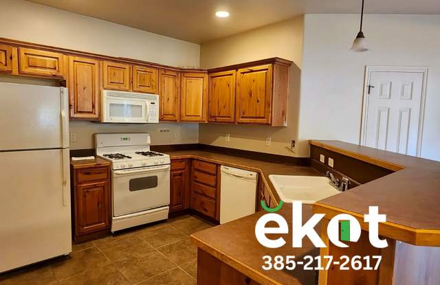 Charming 3-Bed Pleasant Grove Home Near Utah Lake & Trails