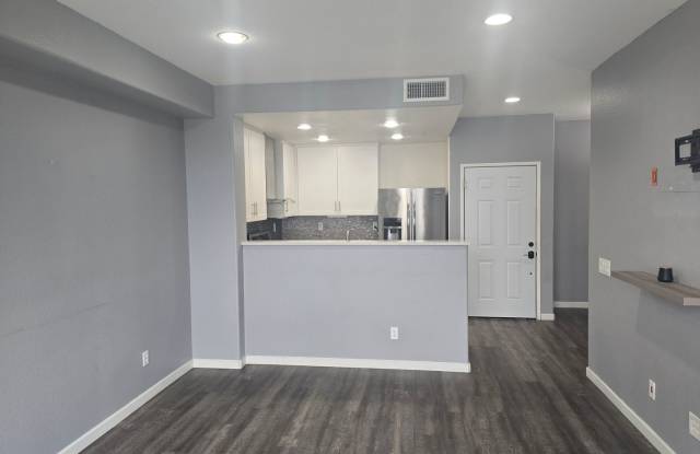 Large 2 Bed 2 Bath Condo in Chula Vista