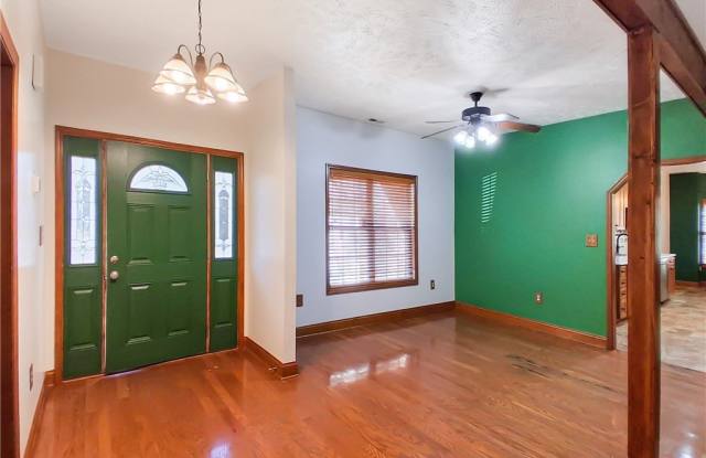 9310 Creek Path Place