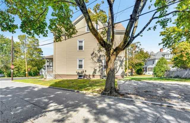 311 Highland Avenue unit: 1