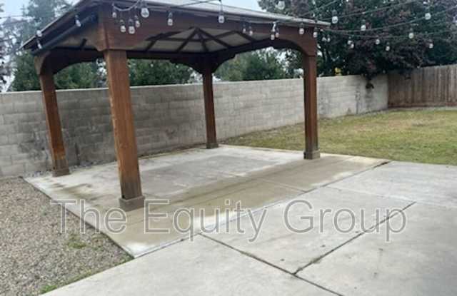 1642 East Sandalwood Ave