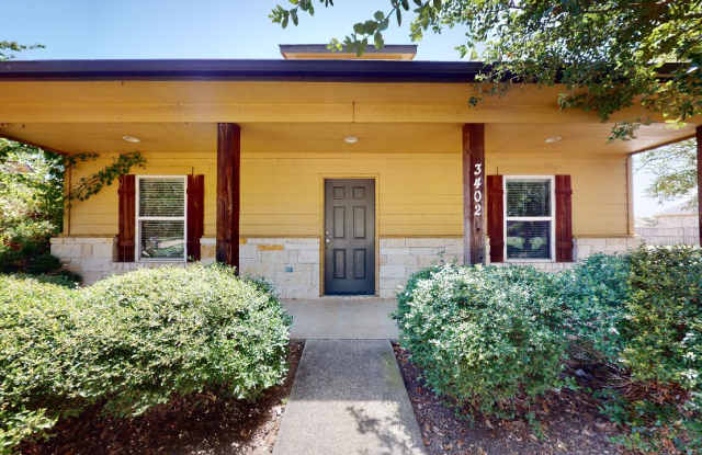 3402 Cullen Trl