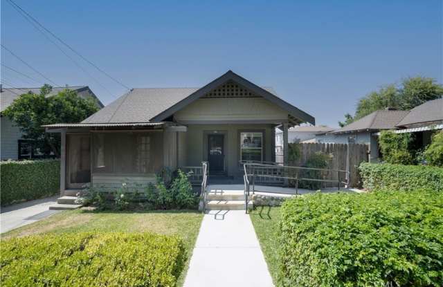 90 E Sierra Madre Boulevard