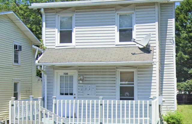 720 PRESTON AVENUE - 720 Preston Avenue, Delaware County, PA 19010