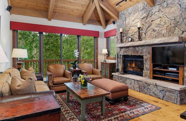 Photo of 800 Ridge Road unit: 14