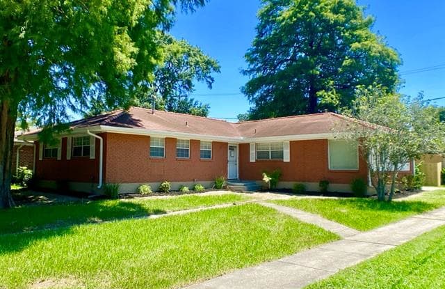 1501 FRANCIS Avenue - 1501 Francis Avenue, Metairie, LA 70003