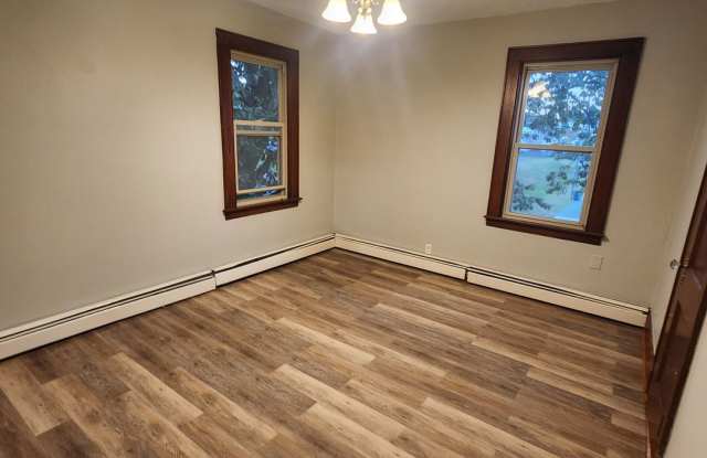 Photo of 266 Grove St