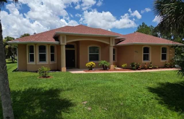 3503 S CRANBERRY BOULEVARD