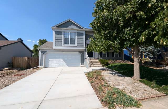 Photo of Beautiful 3 bed 2 bath home - Ready Now!