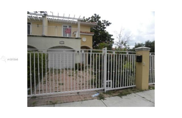 3171 Elizabeth St - 3171 Elizabeth St, Miami, FL 33133