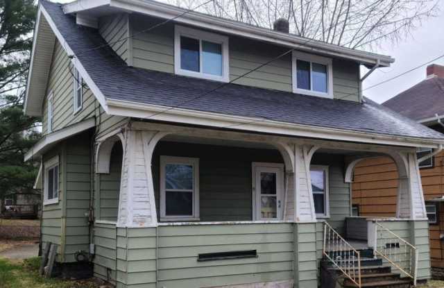 Photo of 1213 Woodland SE Ave