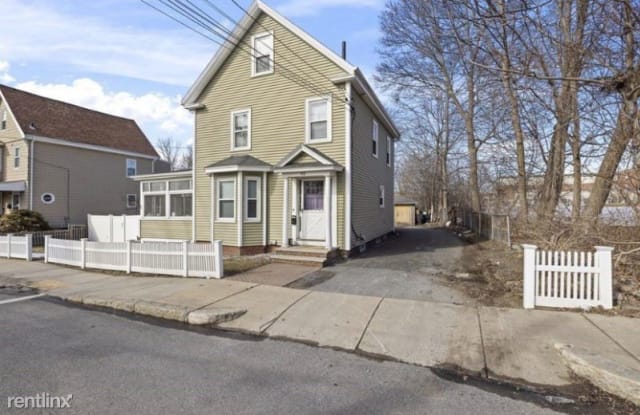 82 Campbell St - 82 Campbell Street, Woburn, MA 01801