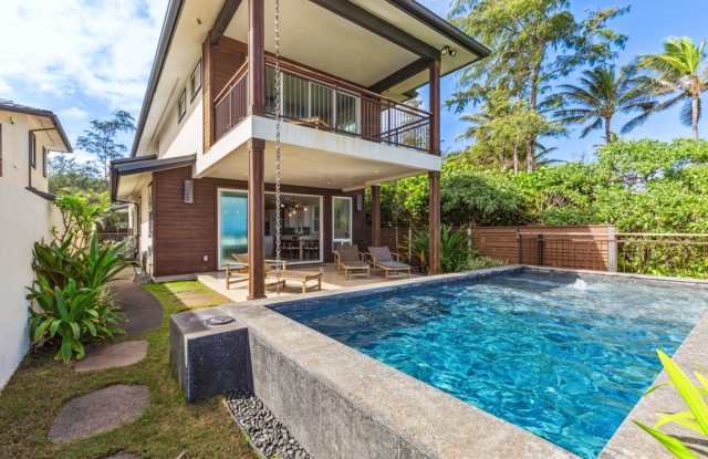 Majestic Mahakea: Oceanfront Oasis by Gather