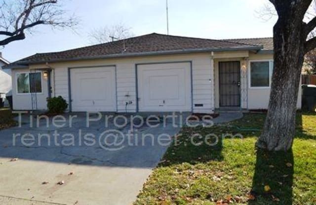 3816 Elkhorn Blvd - 3816 Elkhorn Boulevard, North Highlands, CA 95660