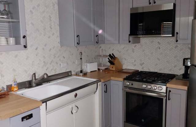 Photo of Furnished rental, long term lease