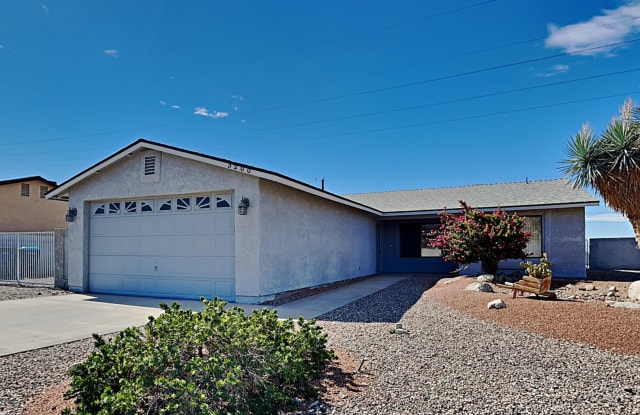 3200 Palm Grove Dr - 3200 Palm Grove Drive, Lake Havasu City, AZ 86404