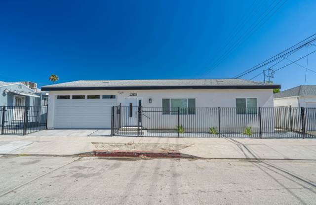 New Construction 3 Bedroom ADU for Rent in North Hollywood!