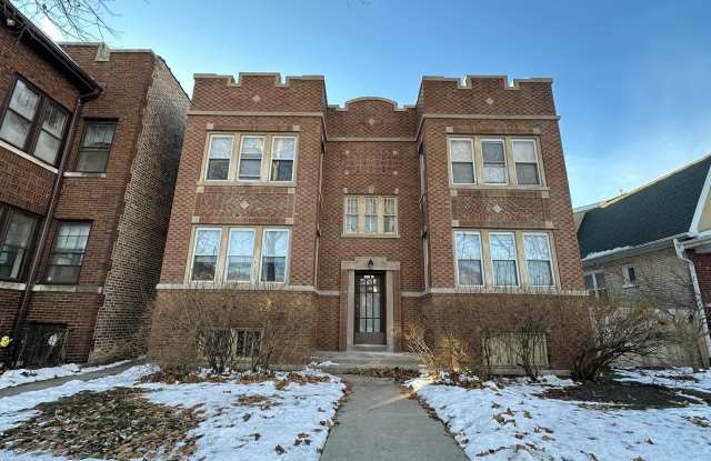 Photo of 5226 N Bernard Street unit: 1