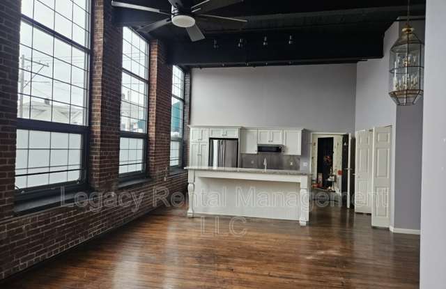 Photo of 324 Allen Street - unit #4