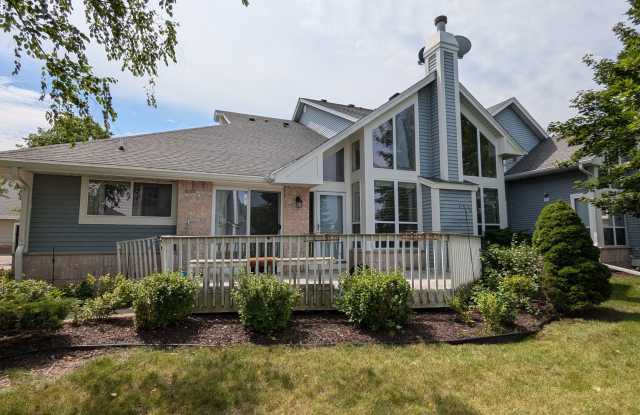 Photo of Easy New Berlin Living