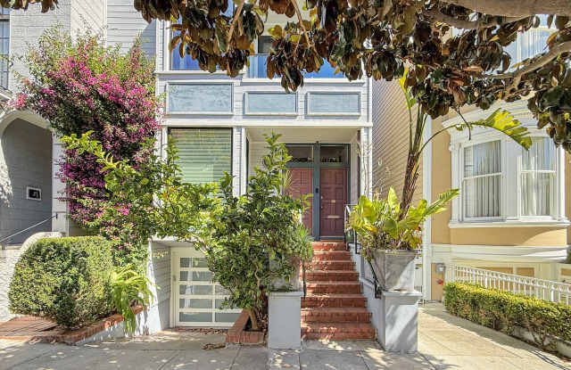 1430 Green Street