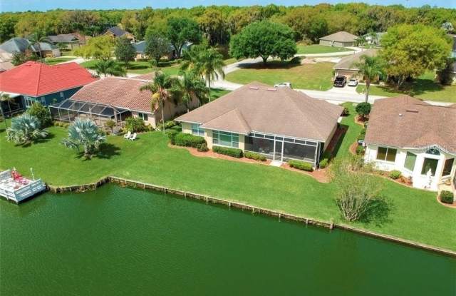 4435 WINDING OAKS CIRCLE