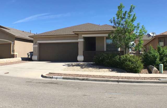 Sandstone Ranch Estates 4 Bed/2Bath with Refrig A/C