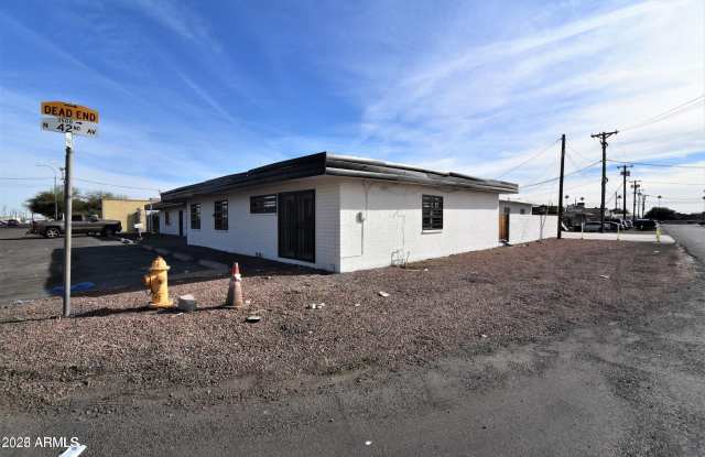 4155 W WHITTON Avenue