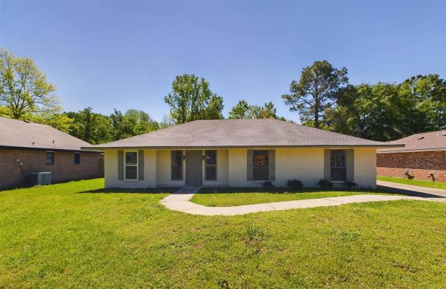 12132 CANTERBURY DR - 12132 Canterbury Drive, Monticello, LA 70814