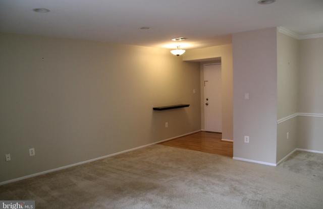 8040 NEEDWOOD unit: 202
