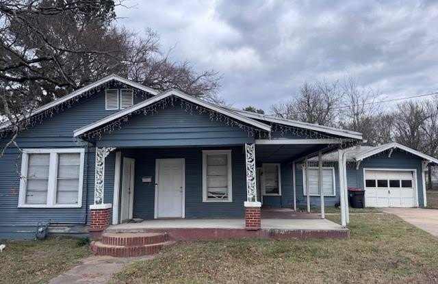 Photo of 2940 Bonham Street