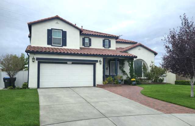 4009 Stable Drive