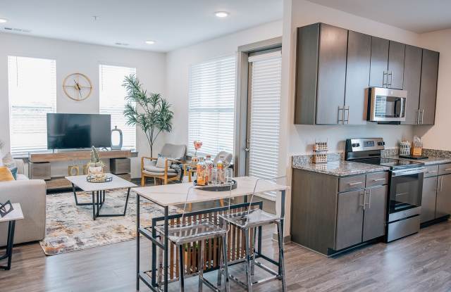 Photo of 1010 Elliston