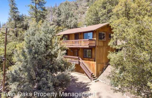 1500 Lassen Way
