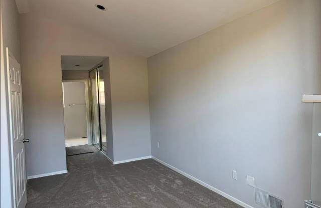 Beautiful 3 Bedroom Condo in Gated Community – San Francisco!